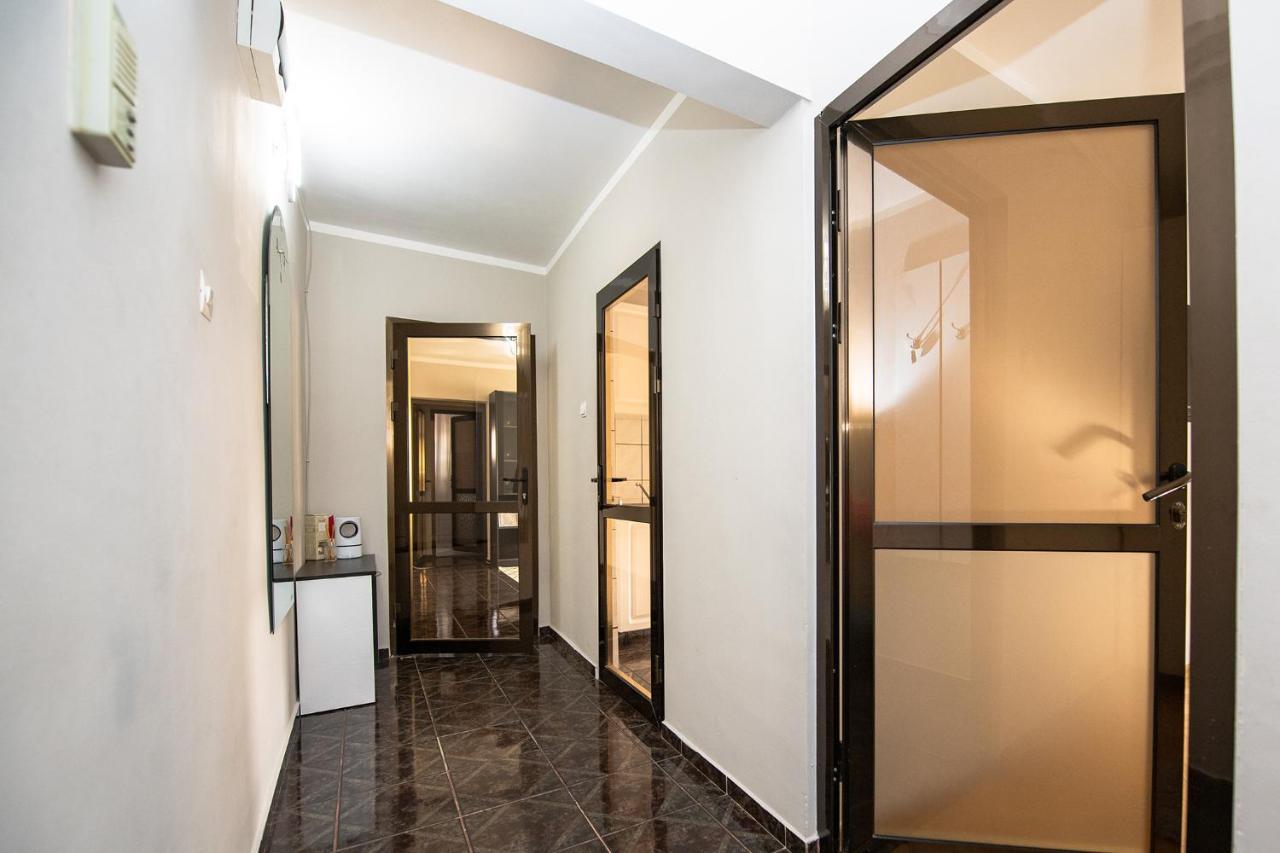Apartament S46 Роман Екстериор снимка